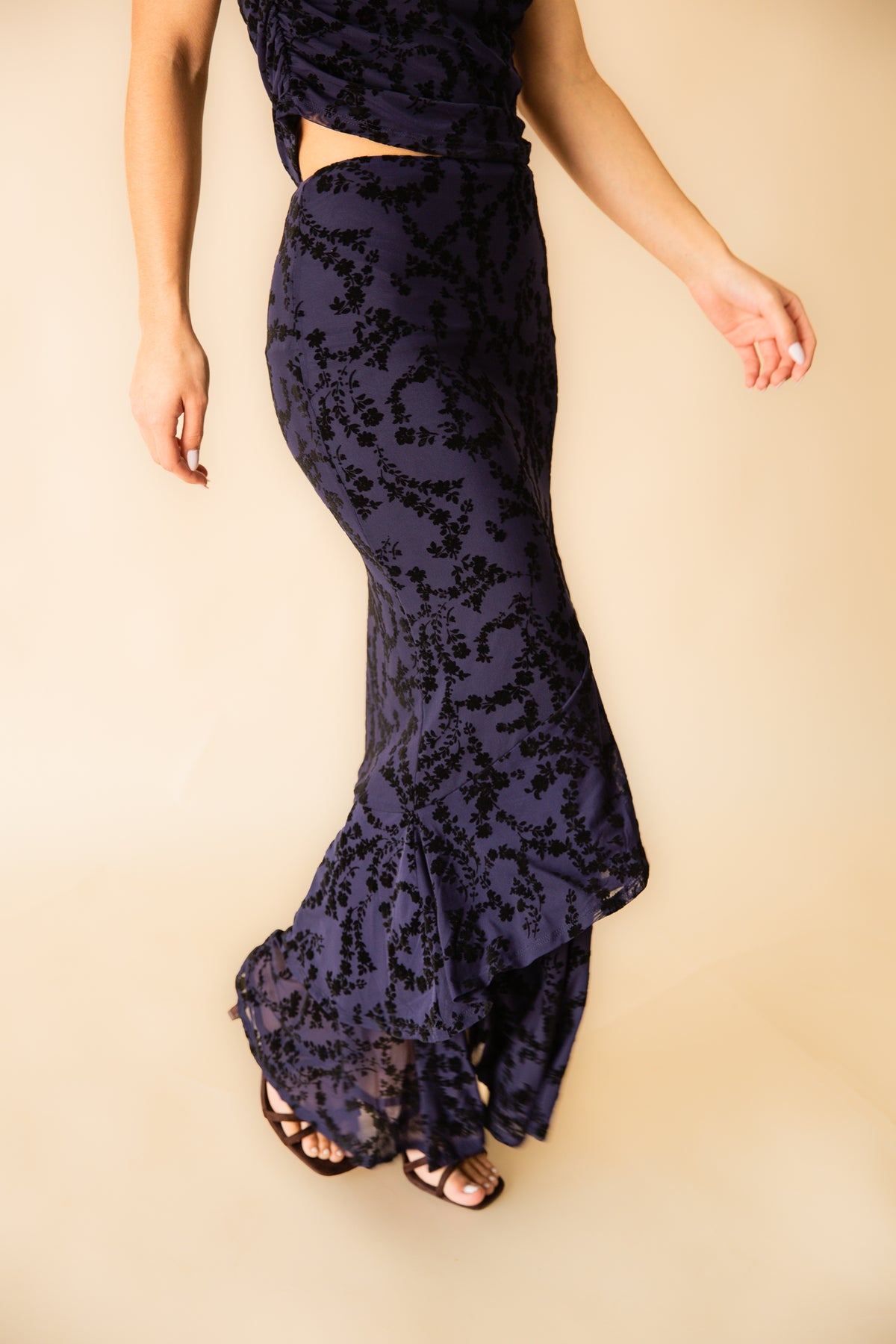 Begonia Mesh Skirt