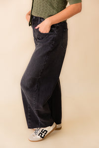 Michigan Ave Barrel Jean