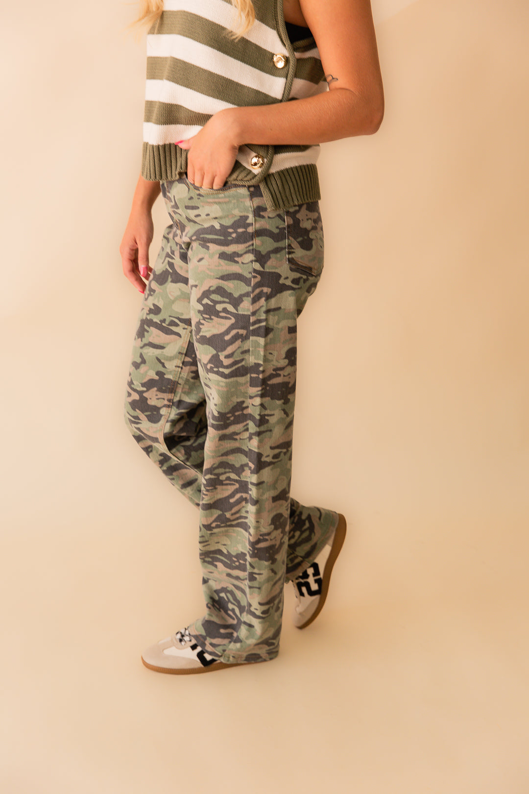 Katie Low Rise Relaxed Straight Leg