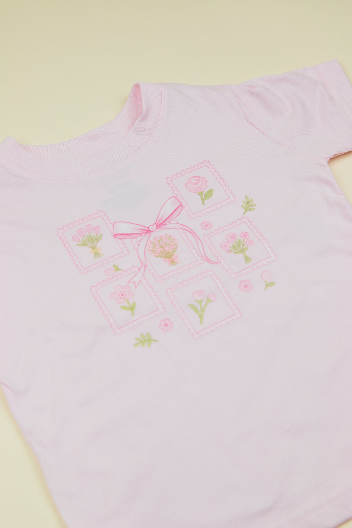 Bouquet Bow SS T-Shirt