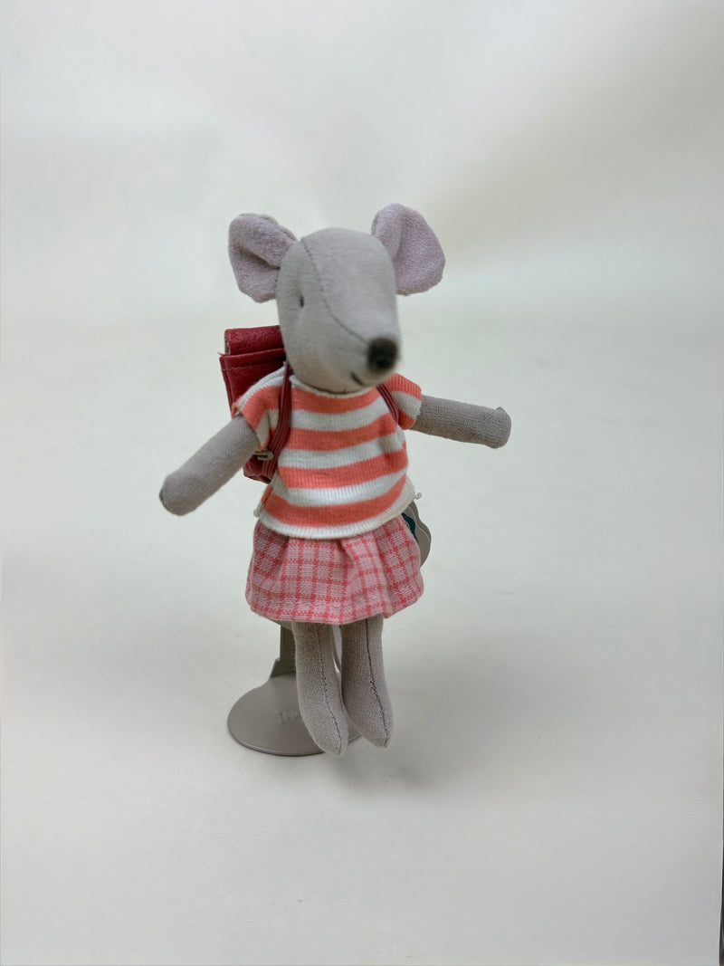 Tricycle Mouse, Big Sister