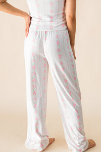 Pant Roses Are Pink