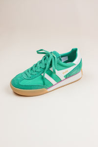 Pacer Sneakers