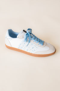 Stevie Sneakers
