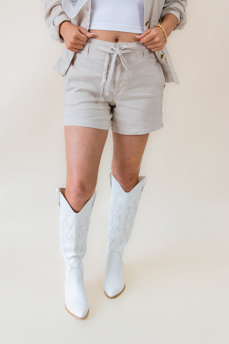 Katie HR Short Drawstring W/Side Pkt