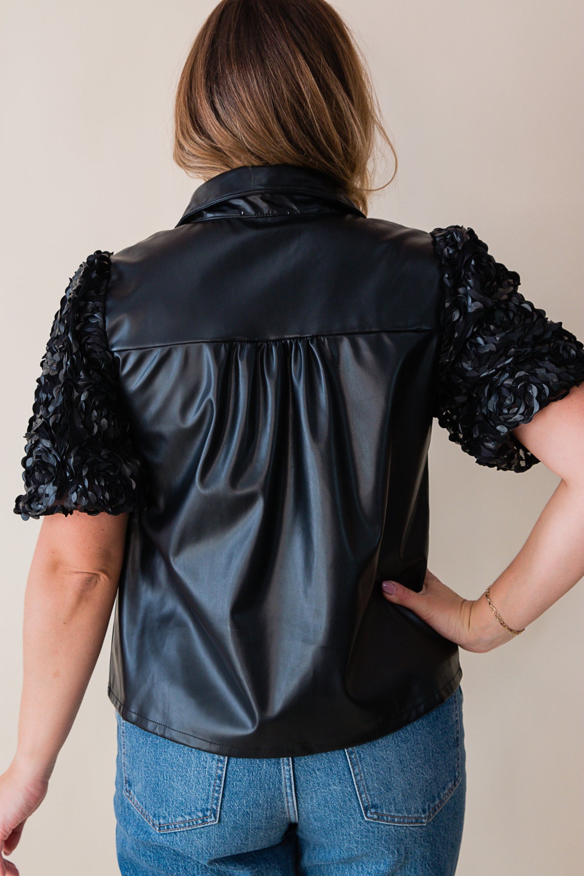Novie Collar Top
