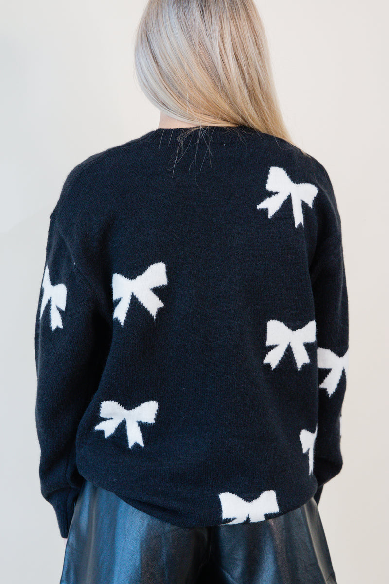 Bow Pattern Sweater Top