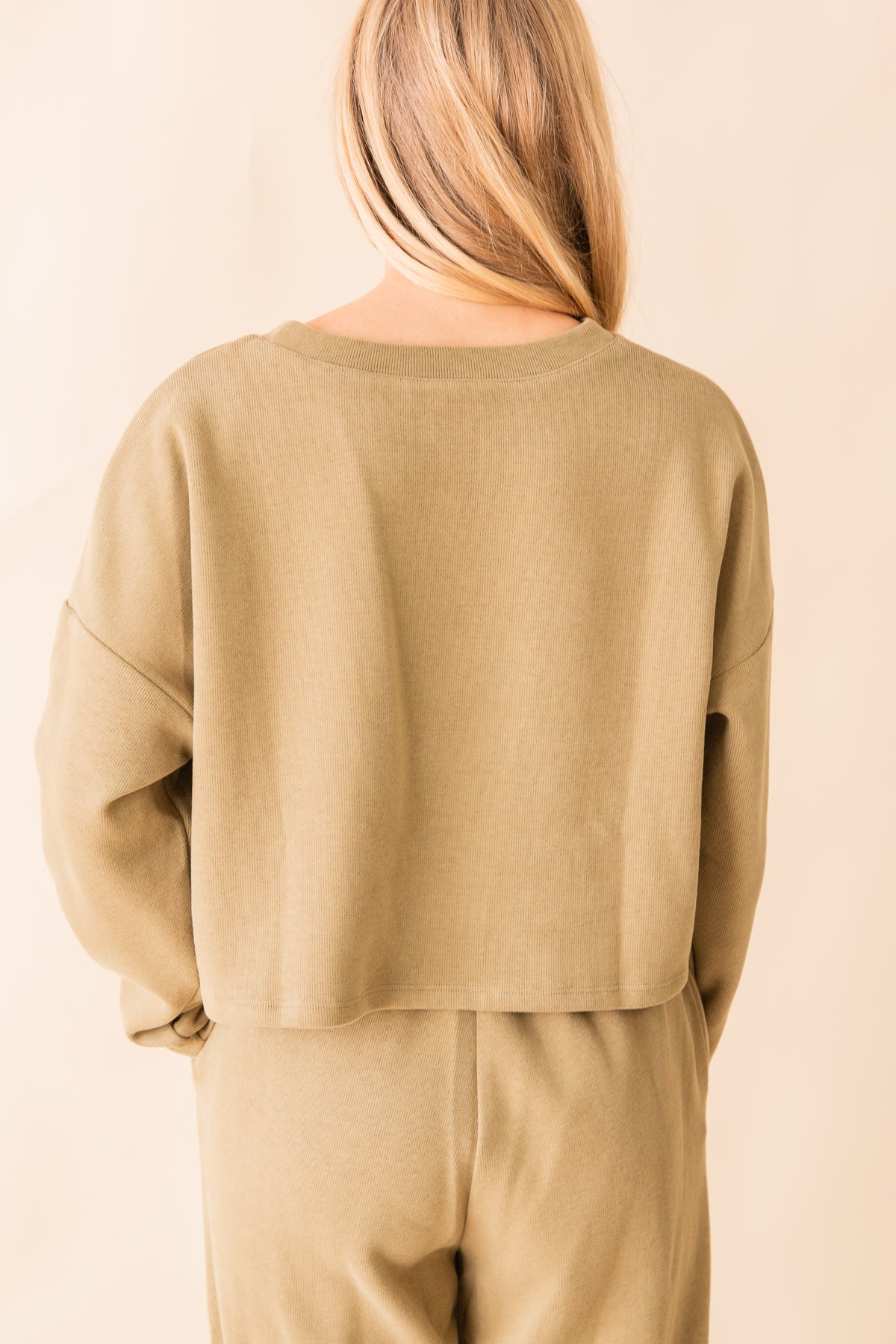 Relaxed Stay Crewneck Knit Top