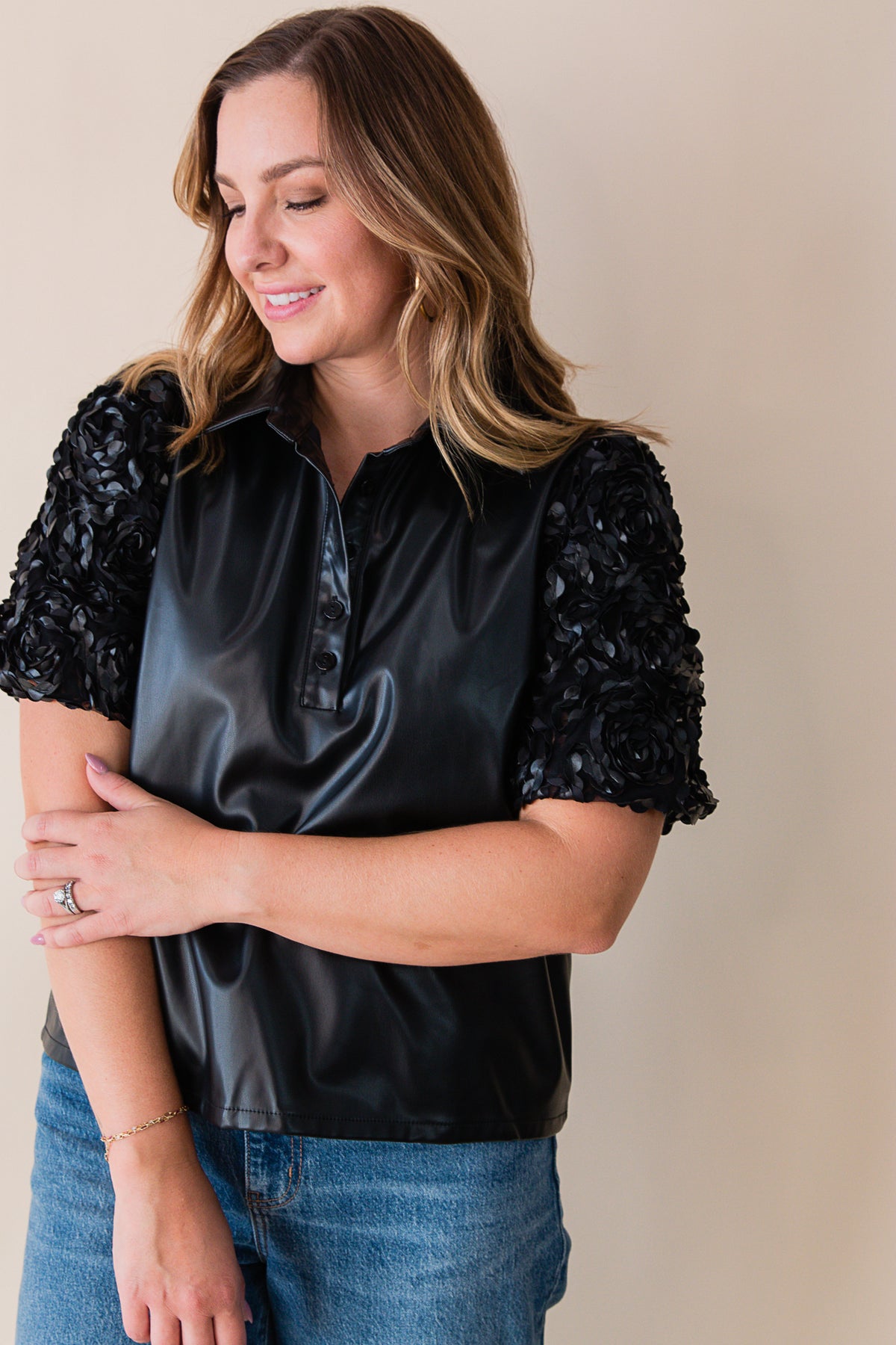 Novie Collar Top