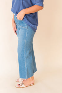 Soleil Cropped Straight Leg Jeans