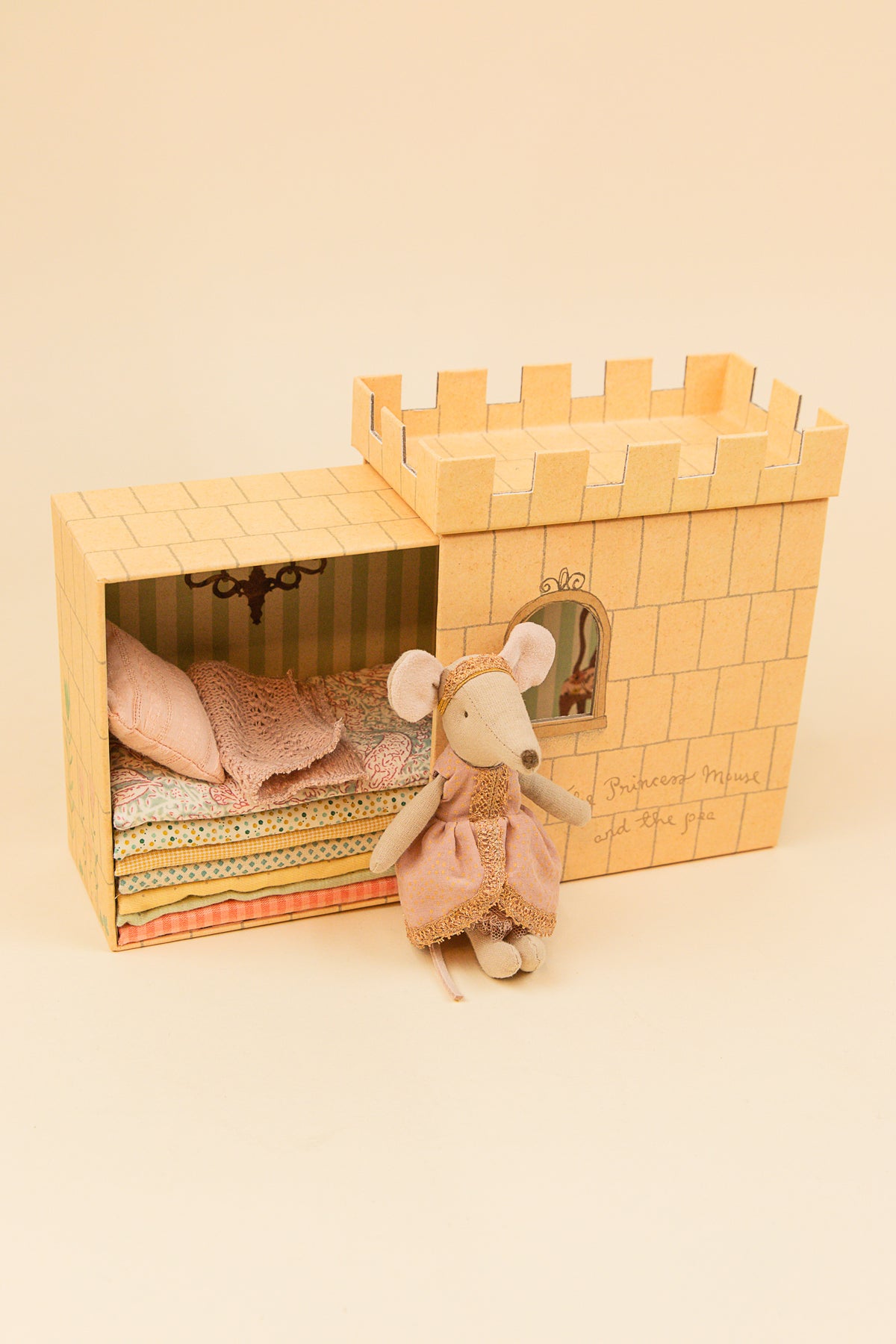 Princess and the Pea - Big Sister Mouse