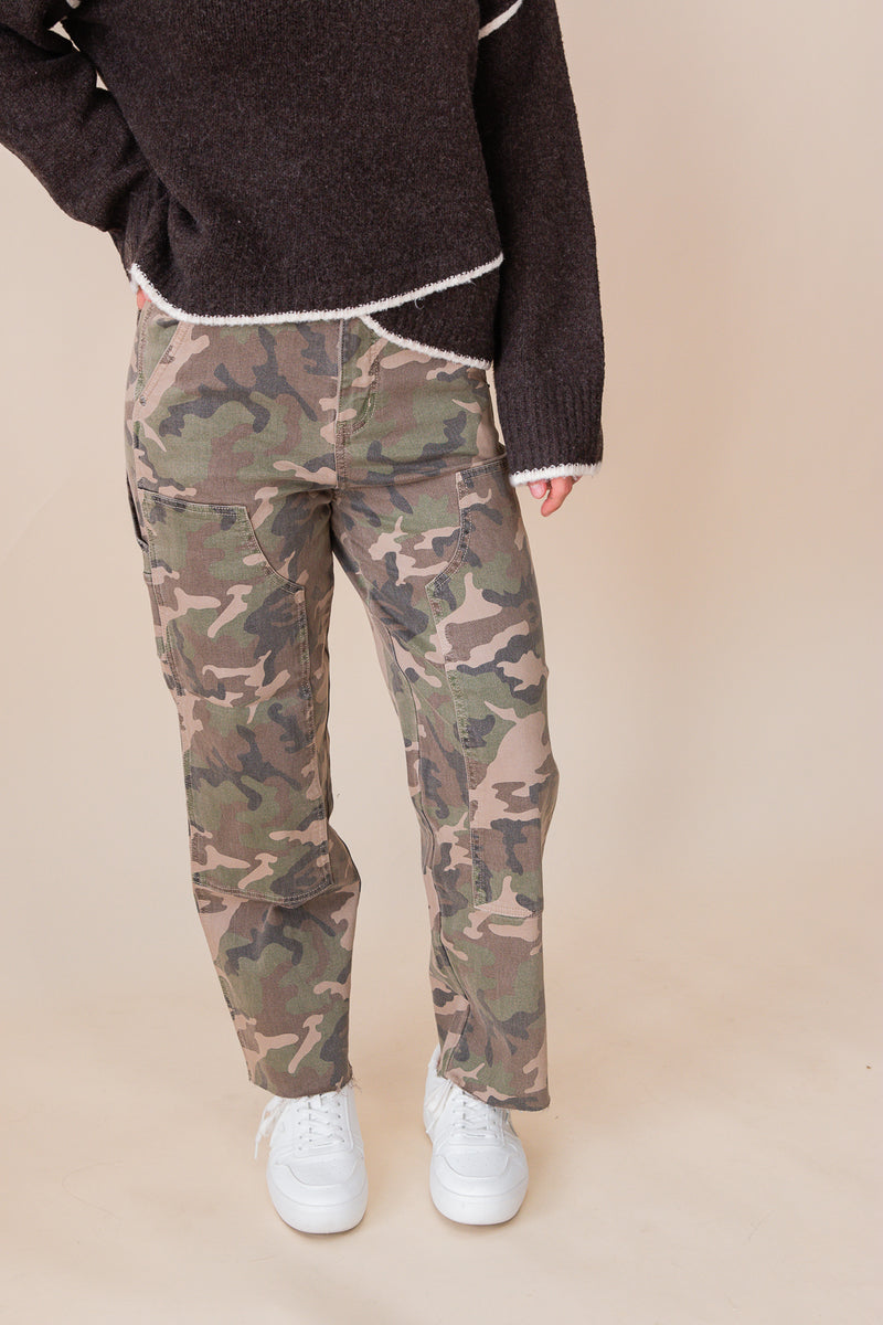 Sundaze Carpenter HR Straight Crop