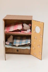 Ballet Mice in Dance Studio, Little Sister & Brother