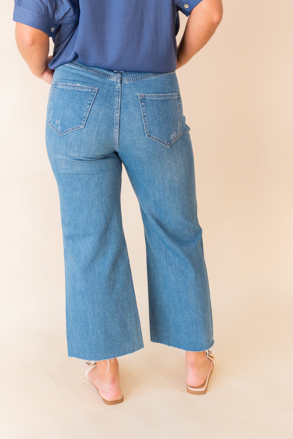 Soleil Cropped Straight Leg Jeans