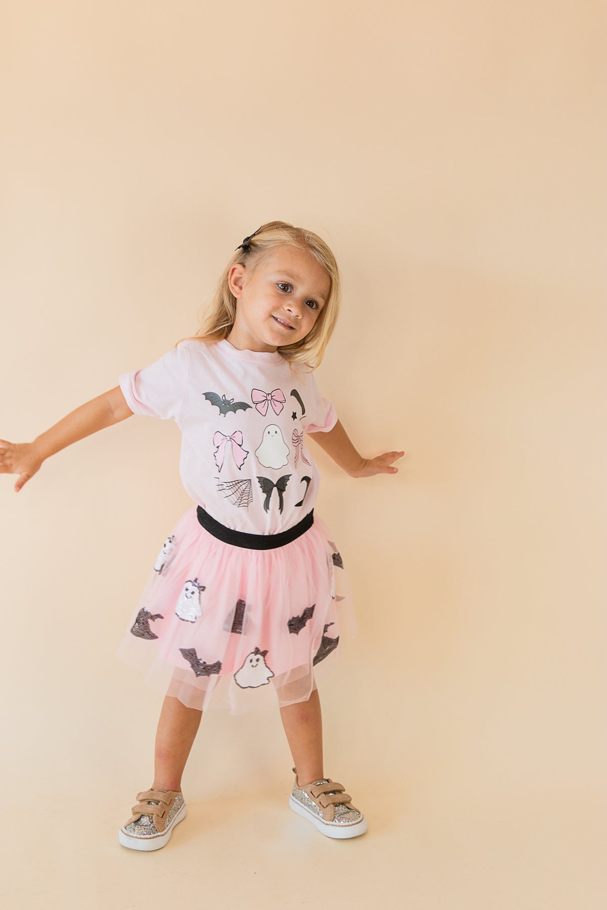 Spooky Coquette Halloween Short Sleeve T-Shirt