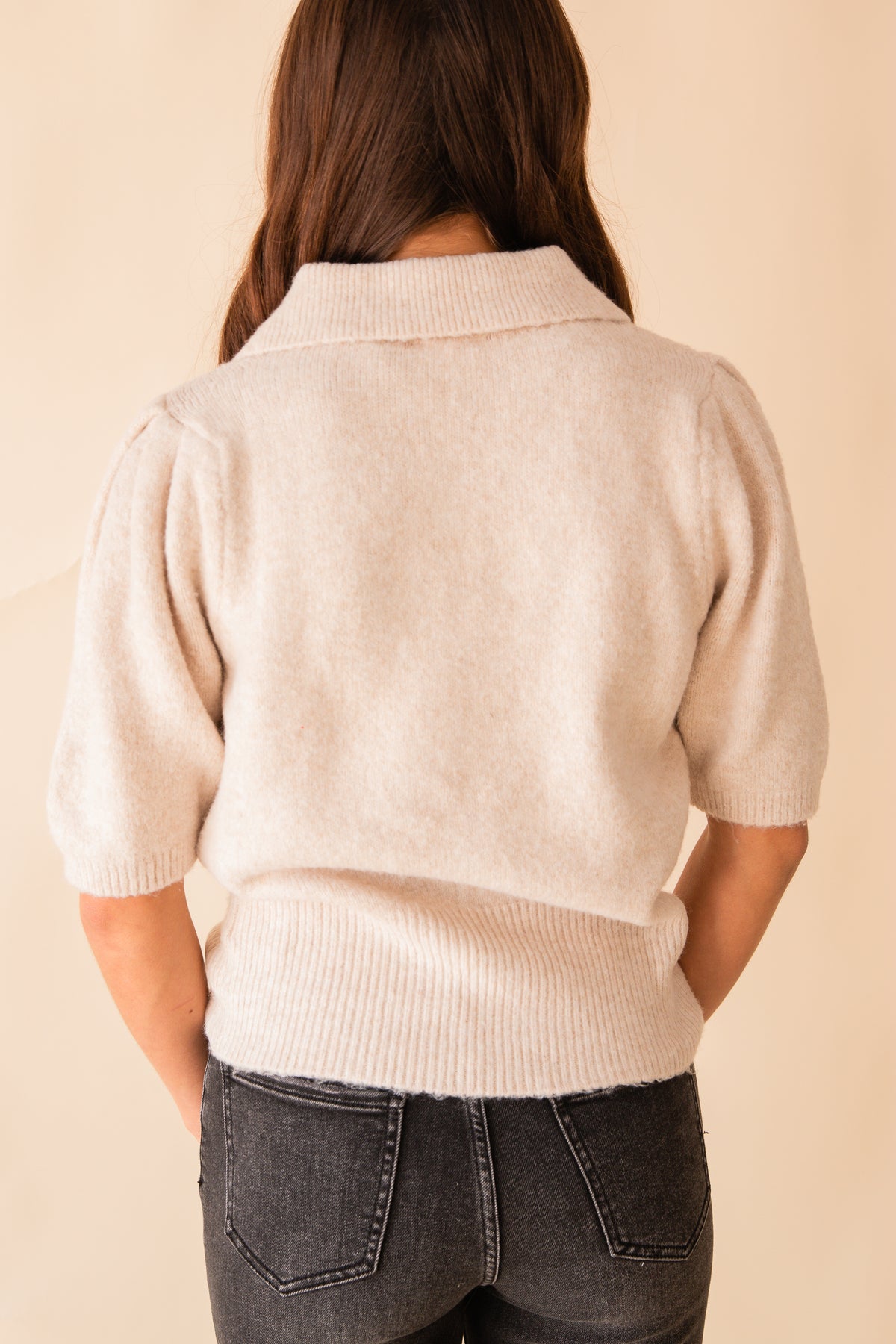 Puff Short Sleeve Sweater w/ Collar