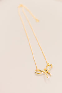 Slim Bow Pendant Short Necklace