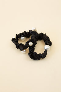 Amanda Scrunchie Set