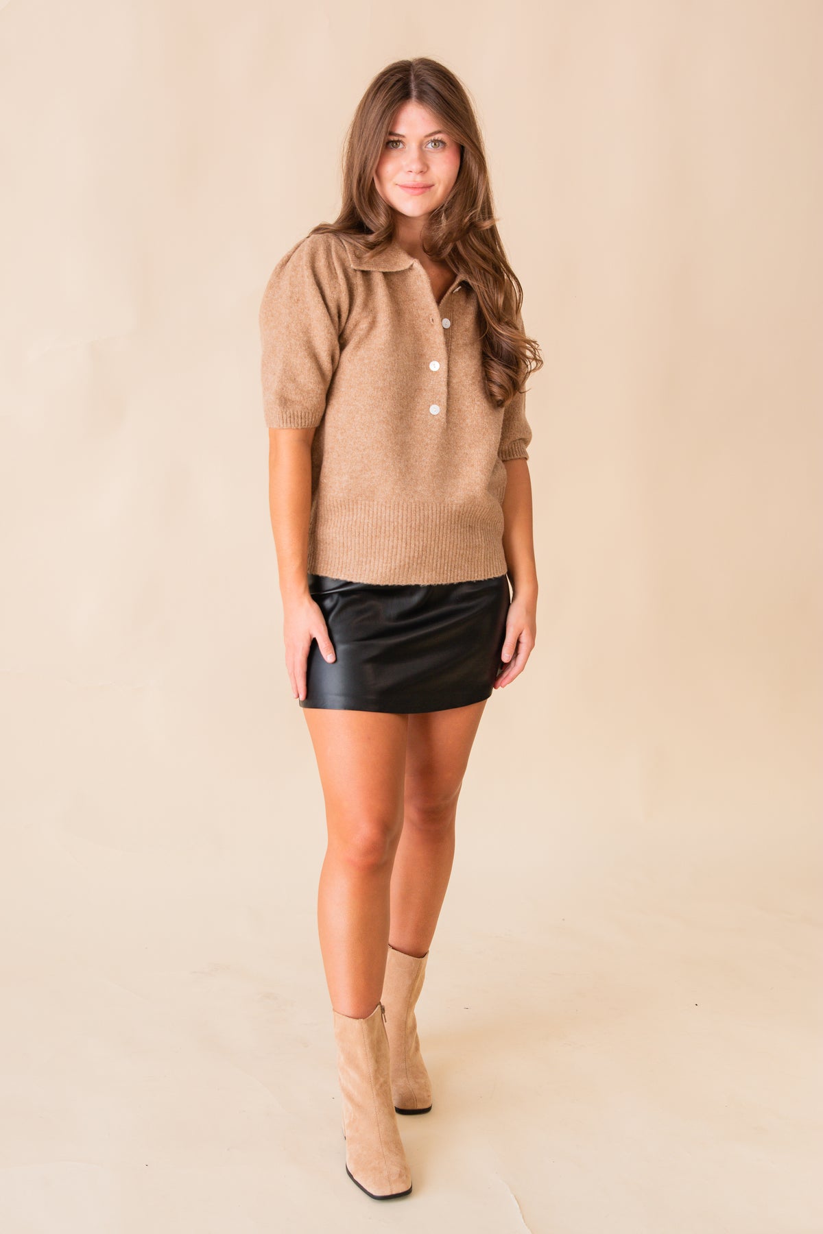 Puff Short Sleeve Sweater w/ Collar