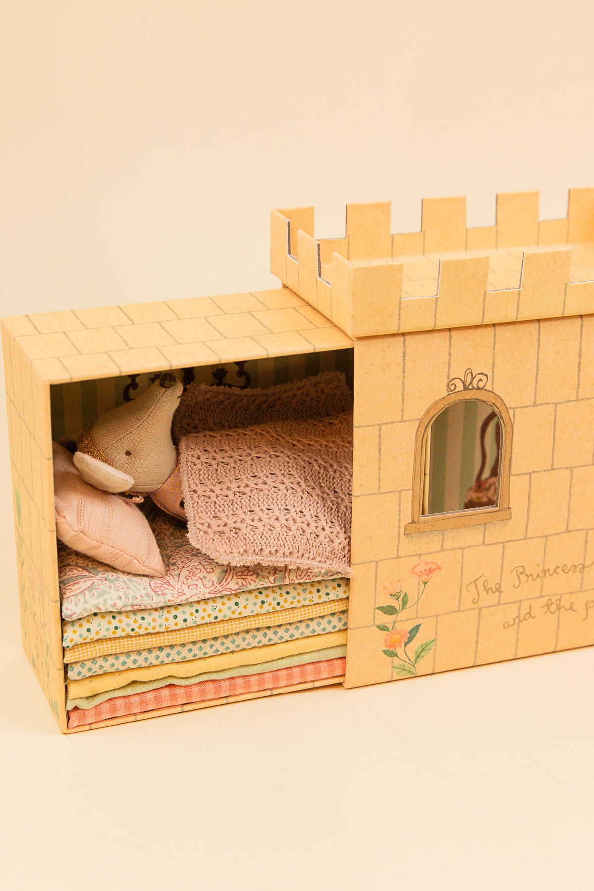 Princess and the Pea - Big Sister Mouse
