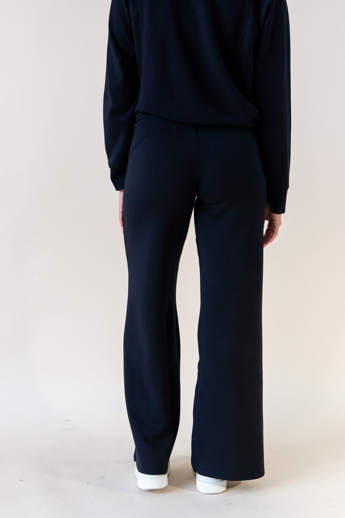 Airessentials Wide Leg Pant