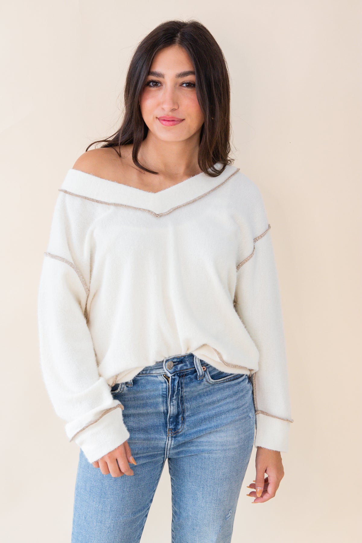 Julianna V-Neck Long Sleeve Top