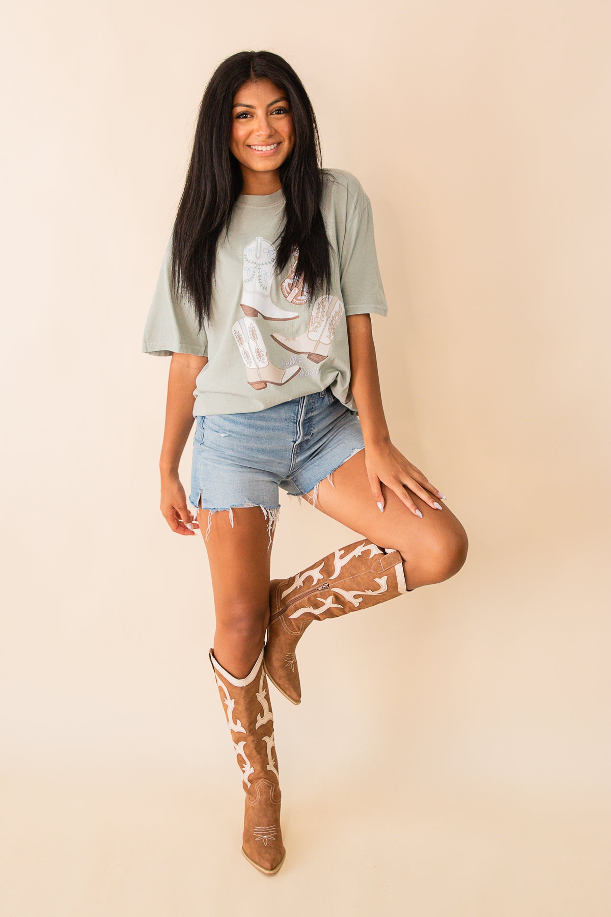 Boots T-Shirt