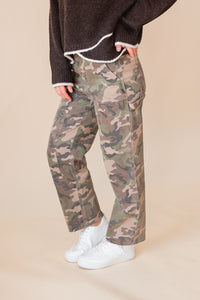 Sundaze Carpenter HR Straight Crop