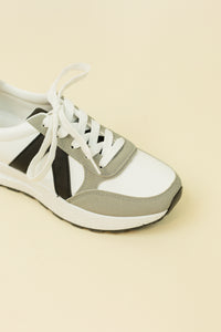 Women's Chunky Sneaker