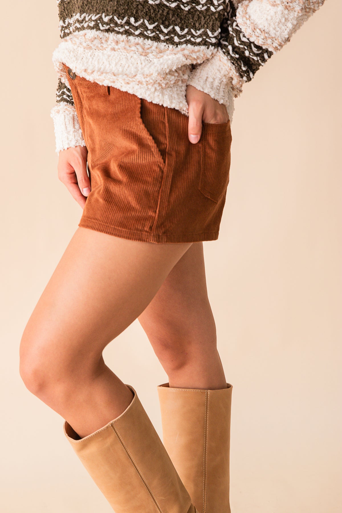 Raya Corduroy Short