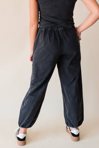 Seasonal Ease Pant