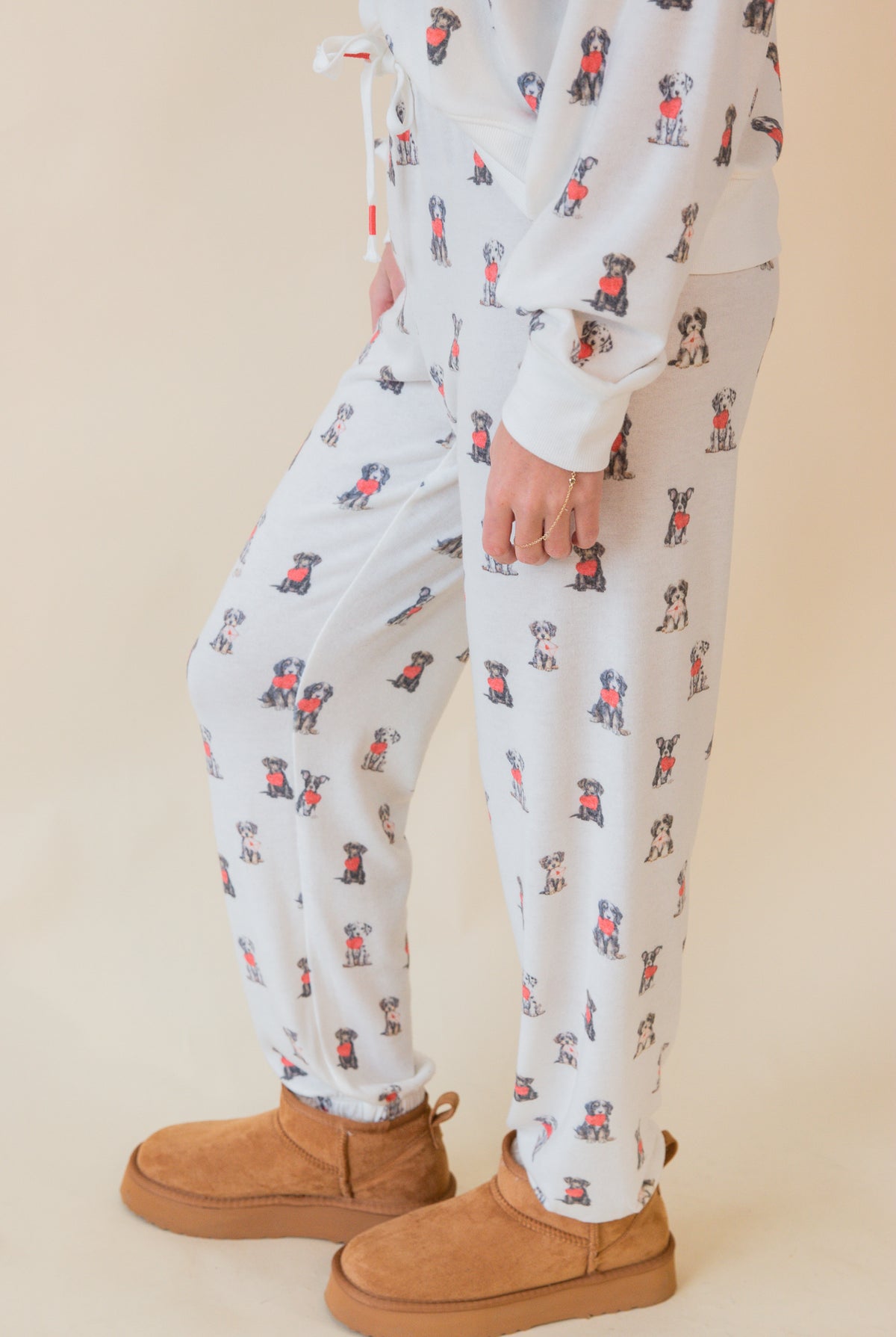 Holly Puppy Love Jogger