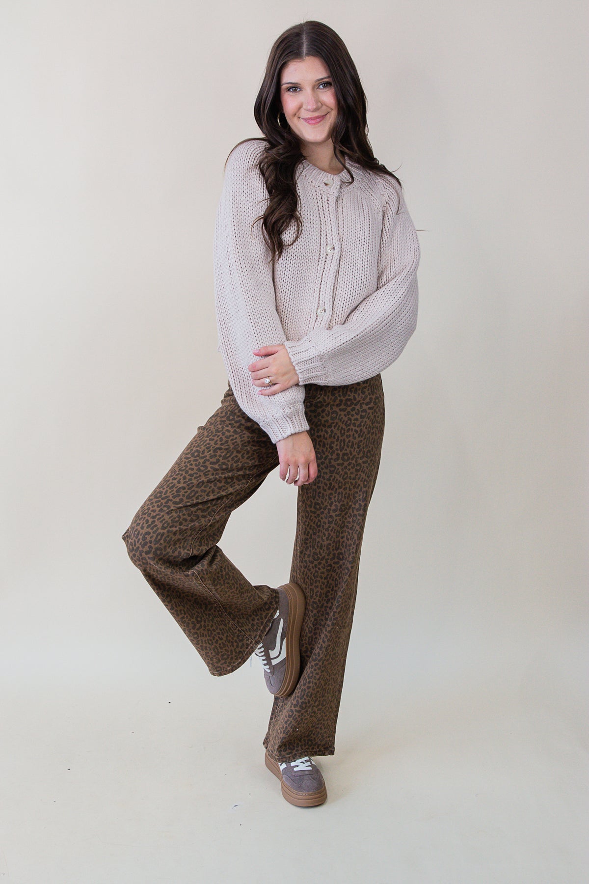Jj Super High Wide Leg Leopard Jean