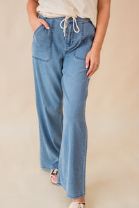 Bluffton Wide Leg Jean