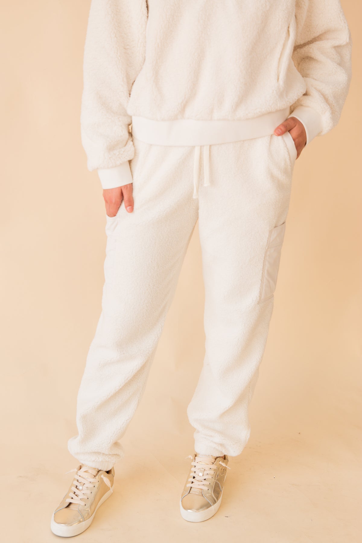 Micro Sherpa Cargo Sweatpants