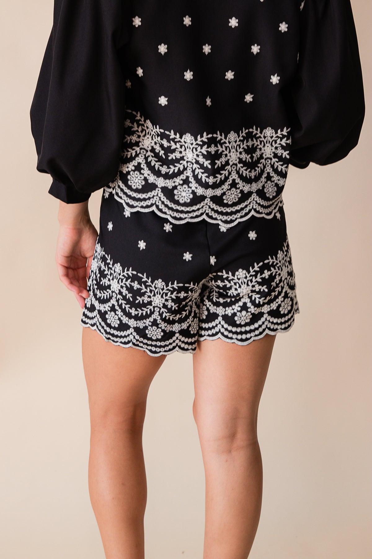 Carrie Shorts