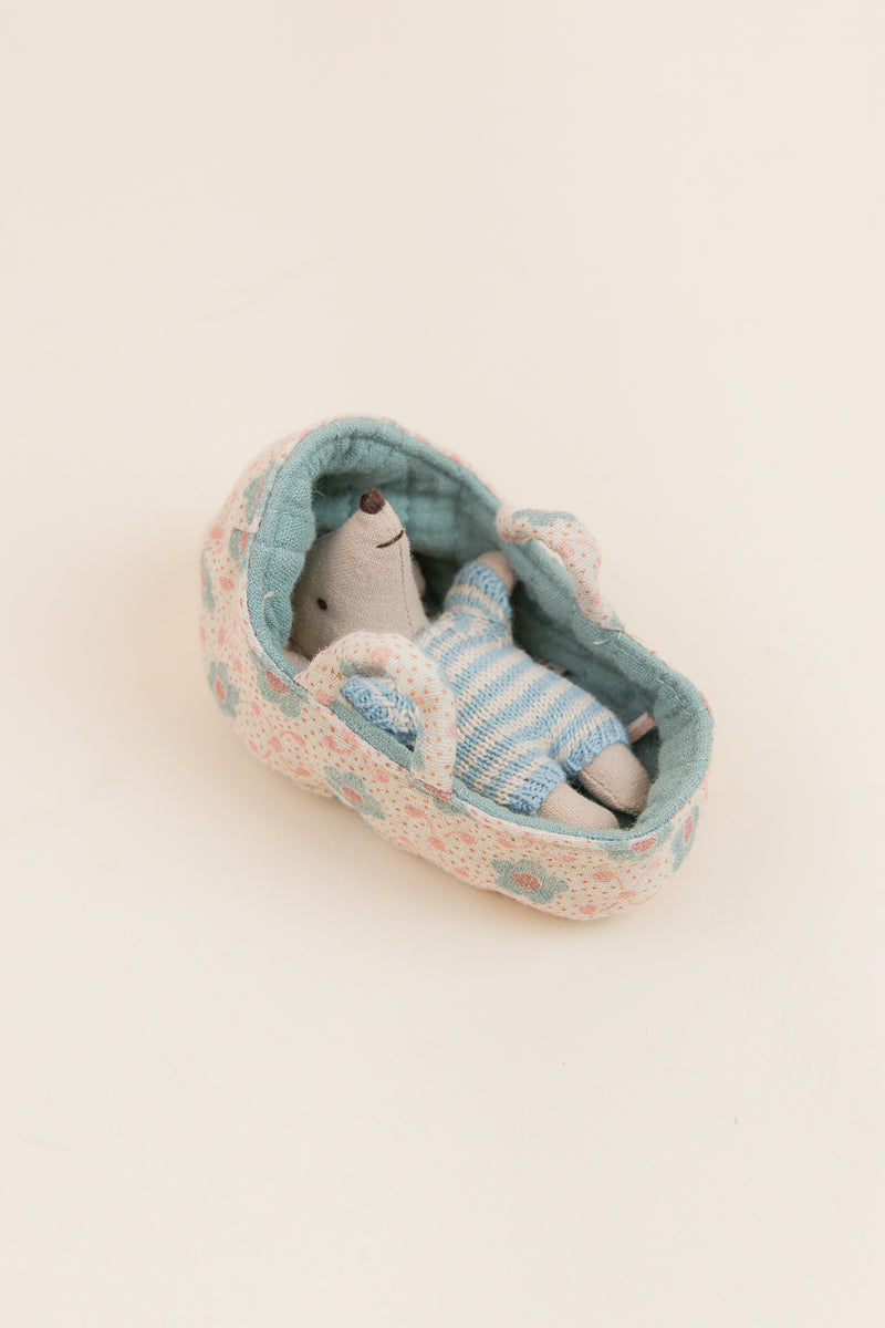 Baby Mouse in Carry Cot