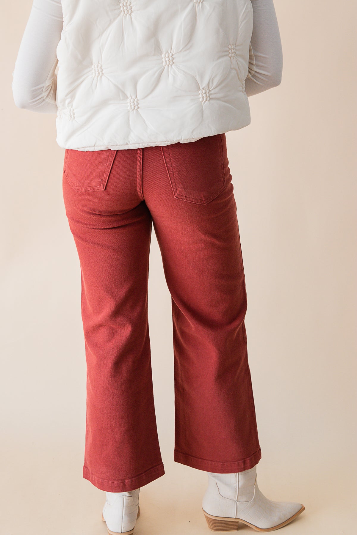 Lilly Patch Pocket Wide Leg Jean