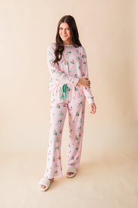 Peace & Pawlidays Long Sleeve