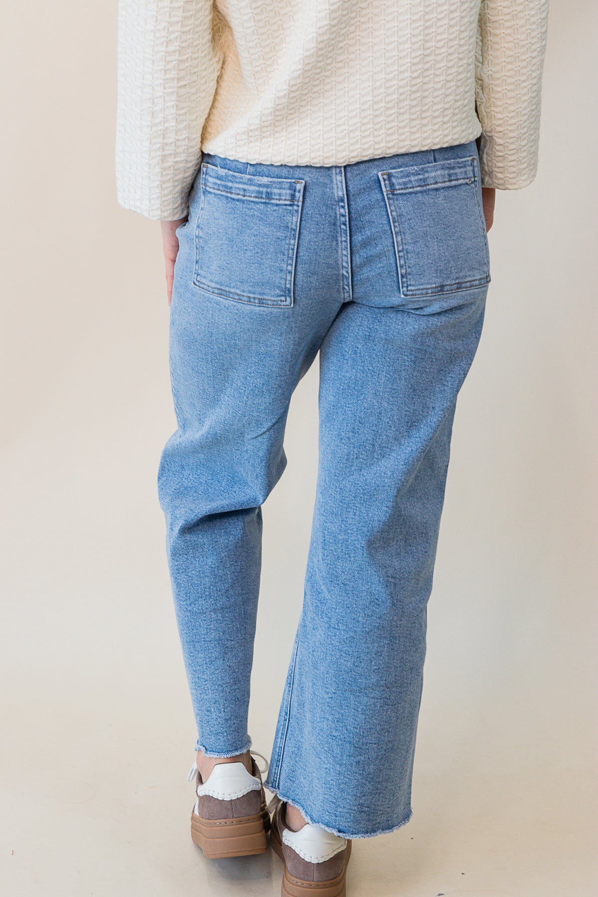 Cropped Wide Leg with Front Pocket