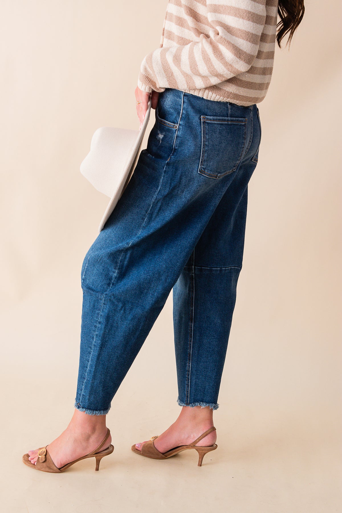 Super High Distressed Ankle Barrel Leg