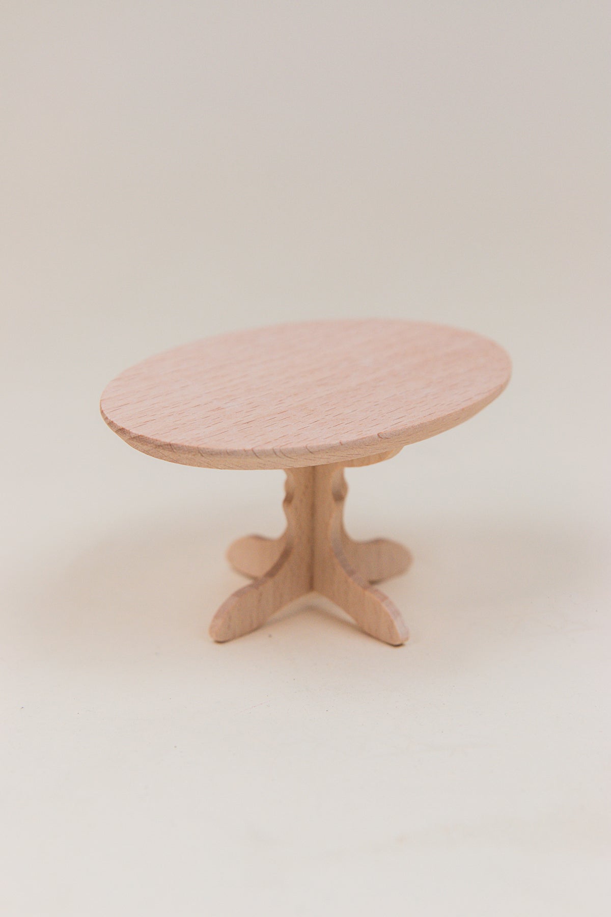 Oval Dining Table, Mouse