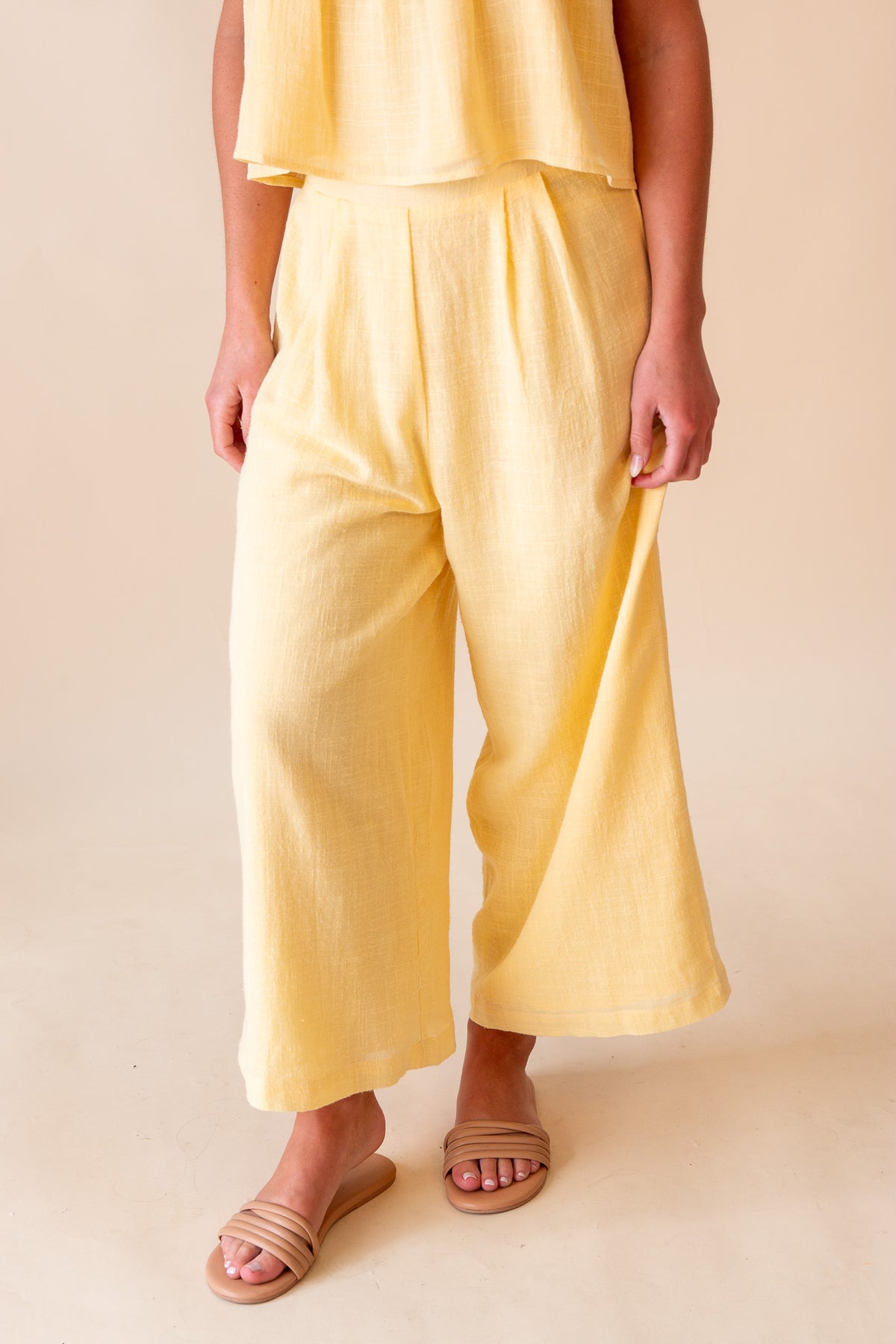 Bird Song Wide Leg Cropped Pant