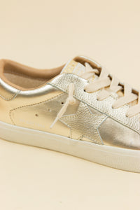 Fae 4 Gold Pebbled Sneaker