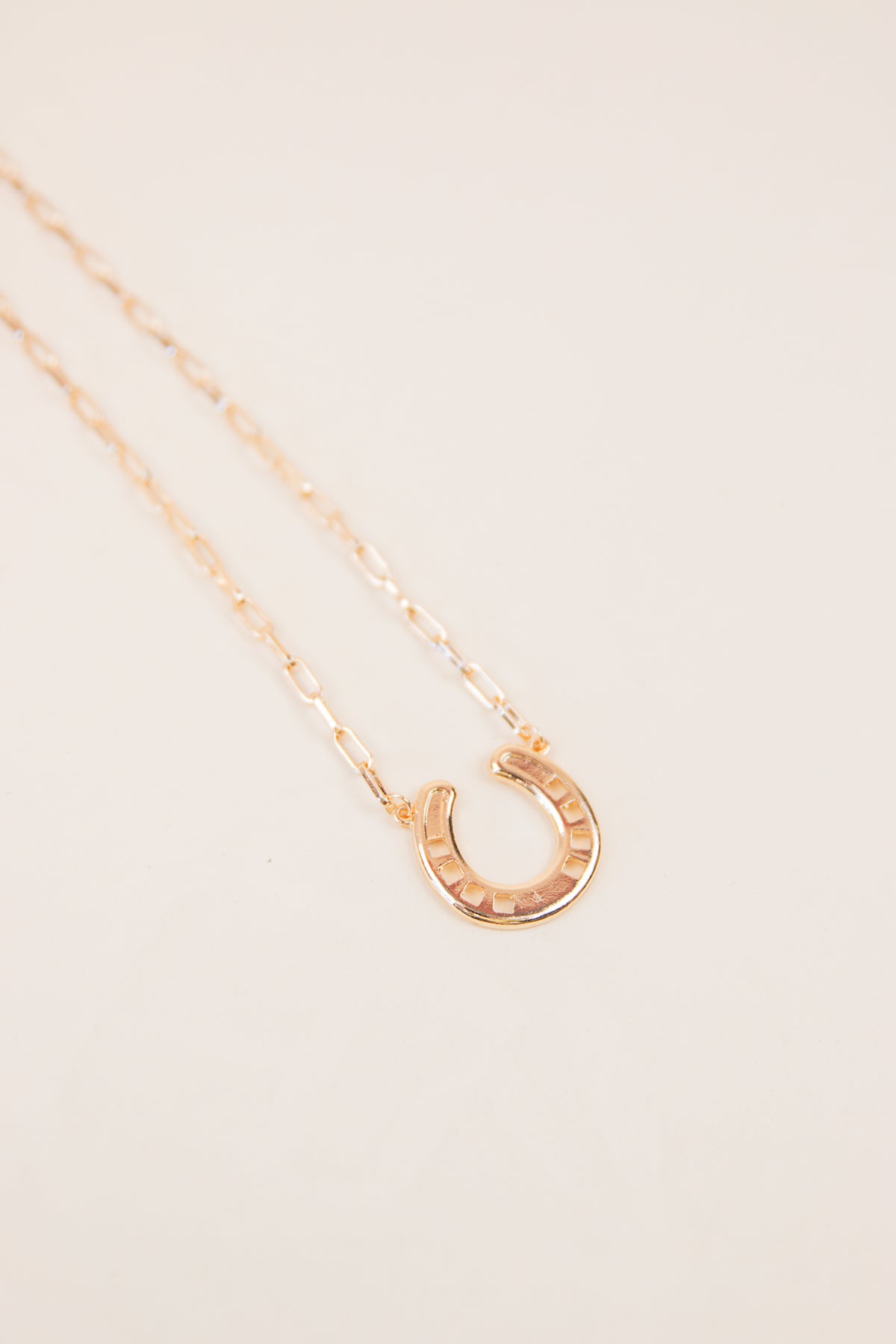 Clyde Horseshoe Pendant  Necklace Shiny Gold