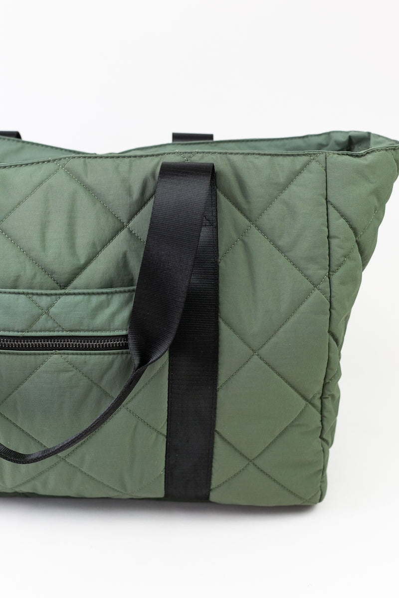 Pack It In Quilted Tote